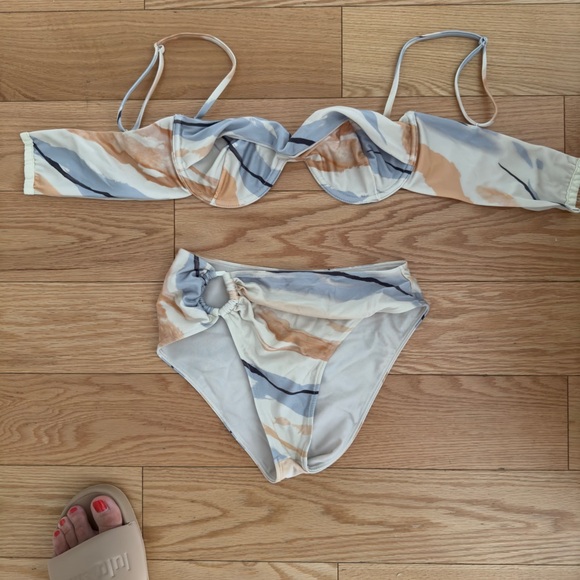 Revel Rey Simone Bikini - Picture 3 of 3